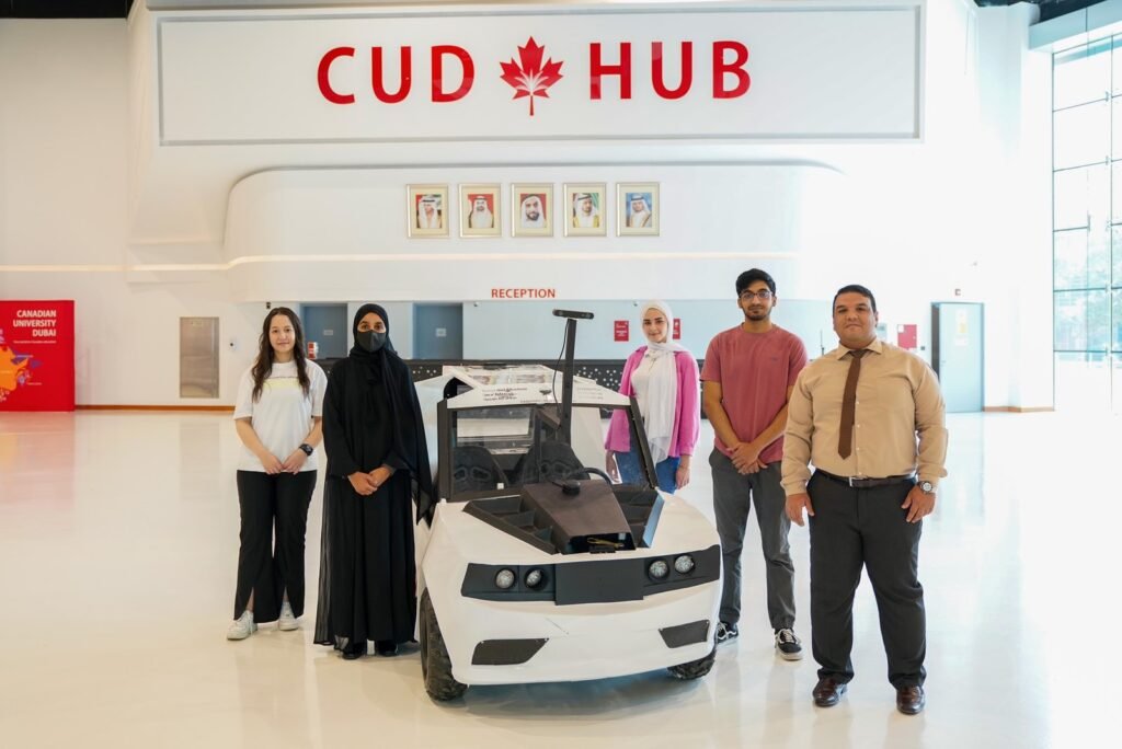 Solar-powered, driverless car in Dubai